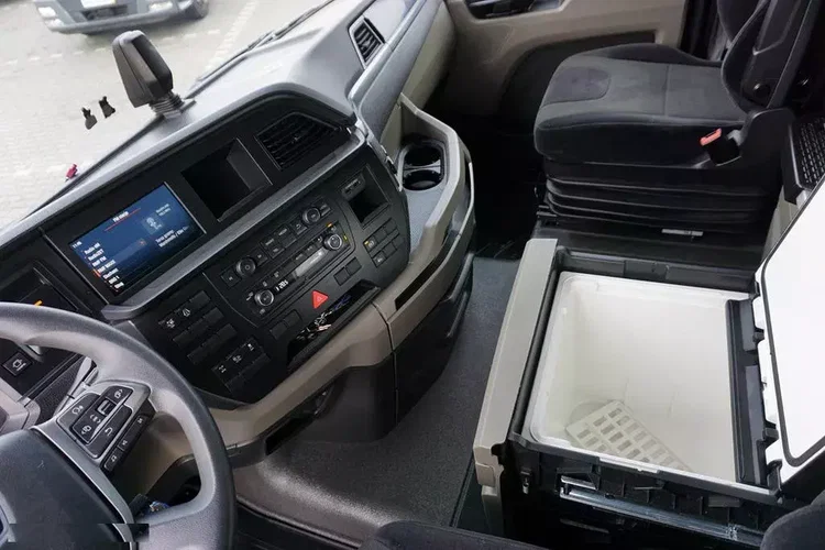 MAN TGX / 18.430 / E 6 / GX / FIRANKA / 21 PALET / DŁ. 8, 5 M zdjęcie 9