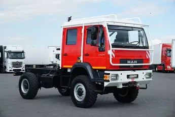 MAN / LE 220 / 4 X 4 / DOKA / DO ZABUDOWY / KAMPER