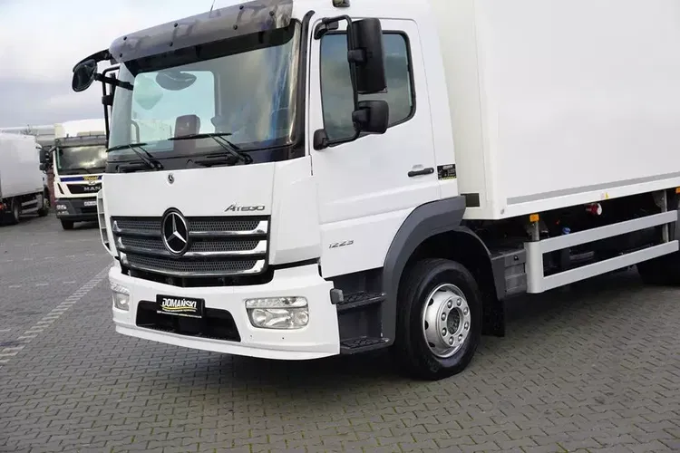 Mercedes ATEGO / 1223 / ACC / EURO 6 / CHŁODNIA + WINDA / MULTITEMPERATURA zdjęcie 26