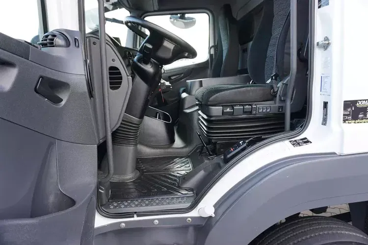 Mercedes ATEGO / 1223 / ACC / EURO 6 / CHŁODNIA + WINDA / MULTITEMPERATURA zdjęcie 38