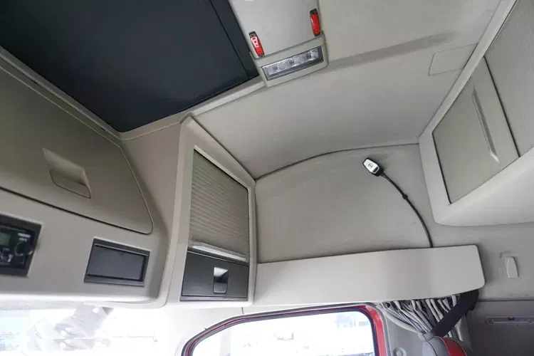 Volvo FH / 500 / EURO 6 / ACC / I -COOL / GLOBETROTTER zdjęcie 35