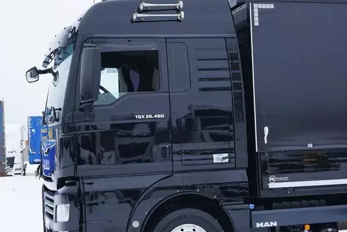 MAN / TGX / 26.460 / E 6 / BURTO-FIRANKA / 18 PALET / OS SKRĘTNA / RETARDER / ŁAD. 15 435 KG zdjęcie 24