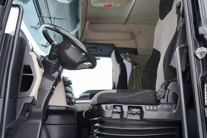 MAN / TGX / 26.460 / E 6 / BURTO-FIRANKA / 18 PALET / OS SKRĘTNA / RETARDER / ŁAD. 15 435 KG zdjęcie 7