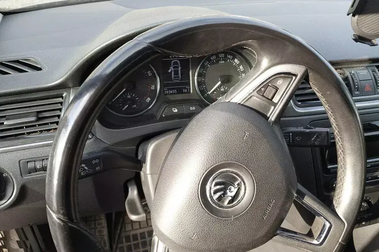 Skoda rapid zdjęcie 9