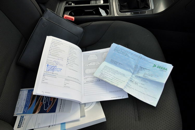 Volkswagen Golf 1.4T(140KM)*Duża Navi*Klimatronik*2xParktronik*Wekur*I Wł*Alu16"ASO zdjęcie 39