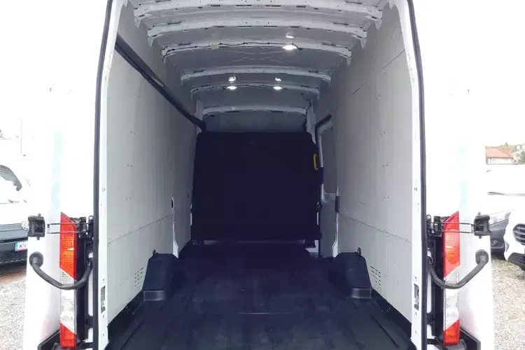 Ford TRANSIT zdjęcie 3