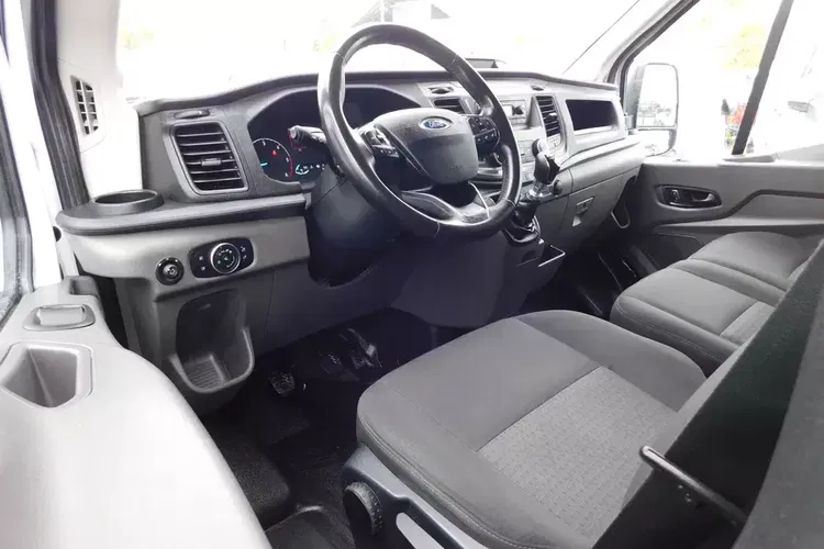 Ford TRANSIT zdjęcie 6