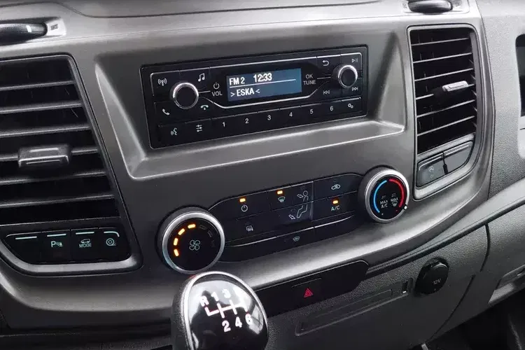 Ford TRANSIT zdjęcie 8