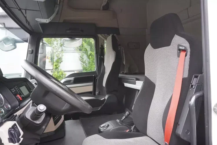 MAN TGS 35.420 8×2 / NOWA Beczka asenizacyjna 13000 l / 3 osie skrętne zdjęcie 19