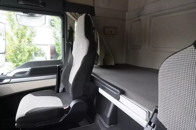 MAN TGS 35.420 8×2 / NOWA Beczka asenizacyjna 13000 l / 3 osie skrętne zdjęcie 20