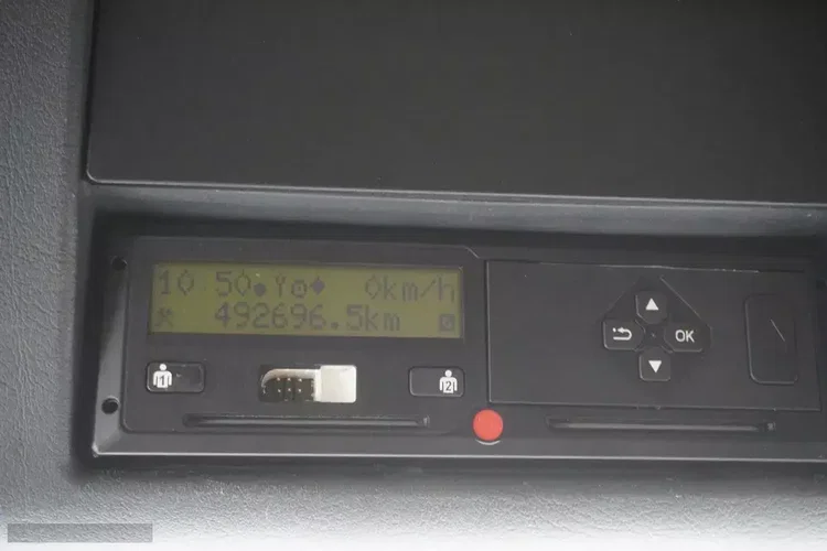 MAN TGS 35.420 8×2 / NOWA Beczka asenizacyjna 13000 l / 3 osie skrętne zdjęcie 23