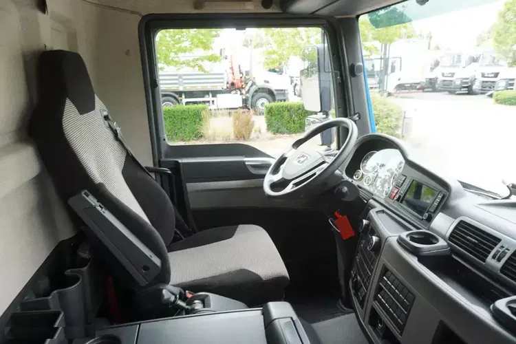 MAN TGM 15.250 / Zabudowa NOWA beczka asenizacyjna (07/2025) 8000 l / 160 tys. km zdjęcie 27
