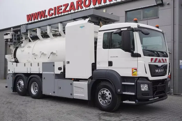 MAN TGS 26.360 E6 / Zabudowa WUKO Rivard 18 m3 / 180 tys. km / oś skrętna zdjęcie 2