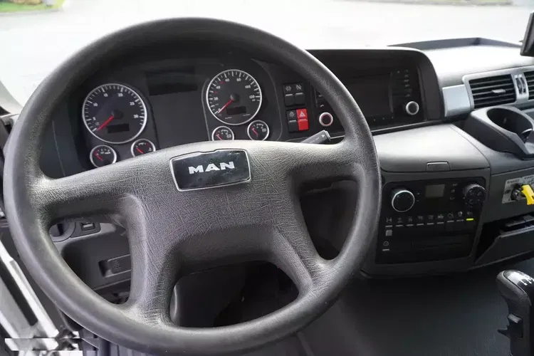 MAN TGS 26.360 E6 / Zabudowa WUKO Rivard 18 m3 / 180 tys. km / oś skrętna zdjęcie 25