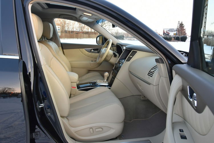 Infiniti FX 35 AWD 3.5 V6 277KM 2011r. skóra el klapa kamera SUPER STAN zdjęcie 13