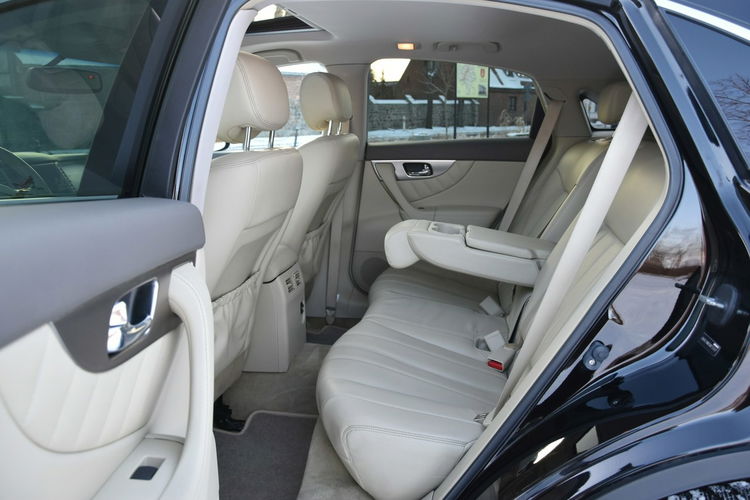 Infiniti FX 35 AWD 3.5 V6 277KM 2011r. skóra el klapa kamera SUPER STAN zdjęcie 16