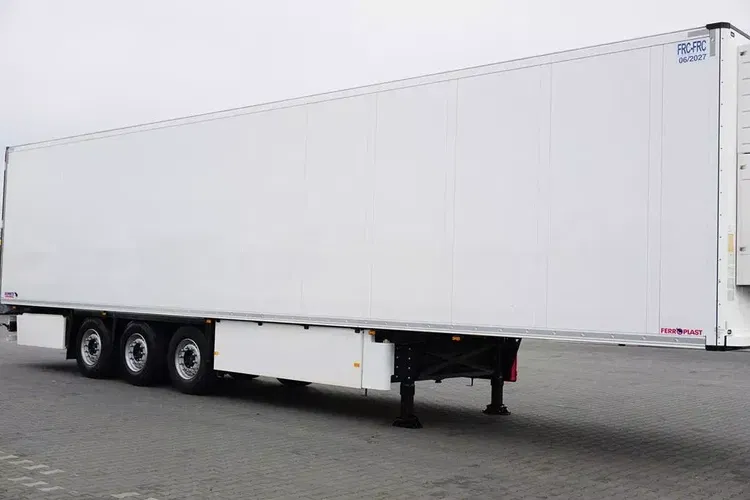 Schmitz / CHŁODNIA / CARRIER VECTOR 1550 / OŚ PODNOSZONA zdjęcie 19