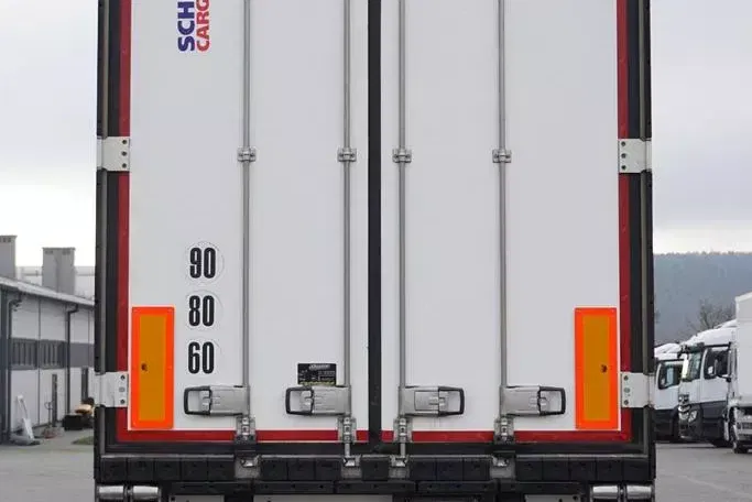 Schmitz / CHŁODNIA / CARRIER VECTOR 1550 / OŚ PODNOSZONA zdjęcie 20