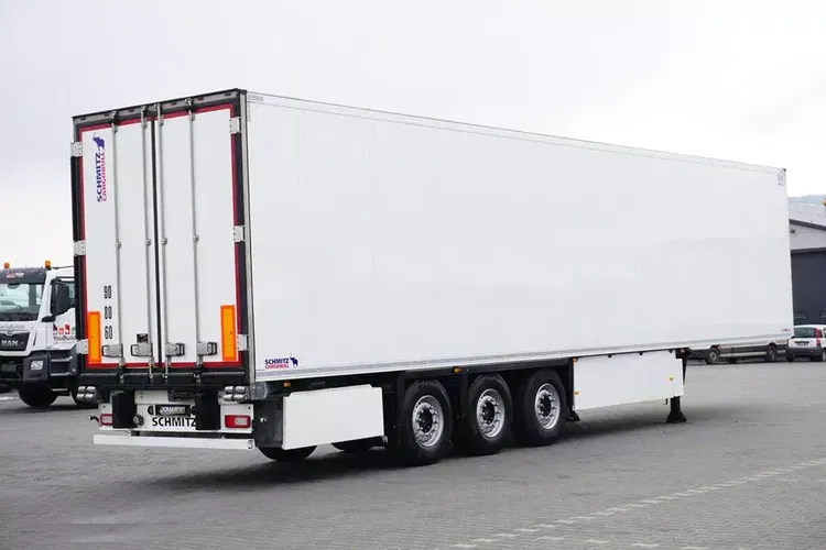 Schmitz / CHŁODNIA / CARRIER VECTOR 1550 / OŚ PODNOSZONA zdjęcie 5