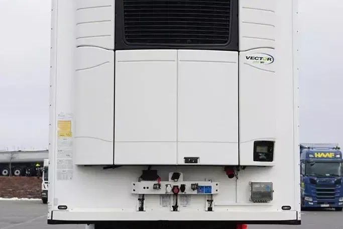 Schmitz / CHŁODNIA / CARRIER VECTOR 1550 / OŚ PODNOSZONA zdjęcie 7