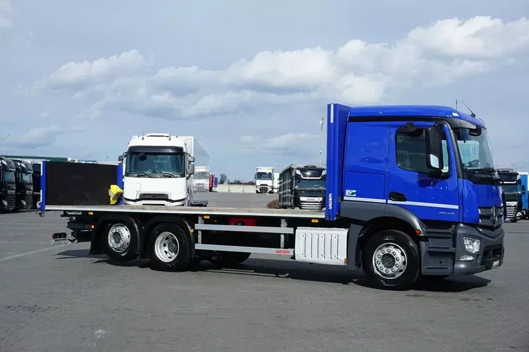 Mercedes ACTROS / 2543 / ACC / E 6 / PEŁNY ADR / PLATFORMA / ZAWIESIE POD WÓZEK zdjęcie 4