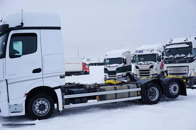 Mercedes ACTROS / 2545 / ACC / E 6 / MP 5 / MEGA / BDF 7.15 M , 7.45 M , 7.82 M / RETARDER zdjęcie 30