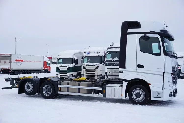 Mercedes ACTROS / 2545 / ACC / E 6 / MP 5 / MEGA / BDF 7.15 M , 7.45 M , 7.82 M / RETARDER zdjęcie 4
