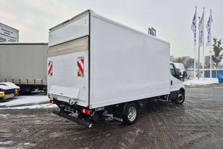 IVECO DAILY 35C 16 zdjęcie 2