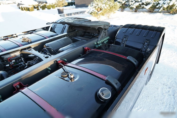 Scania S 500 / RETARDER / CAŁĄ NA PODUSZKACH / KLIMA POSTOJOWA / SKÓRY / OPONY 100% / ALUFELGI zdjęcie 14