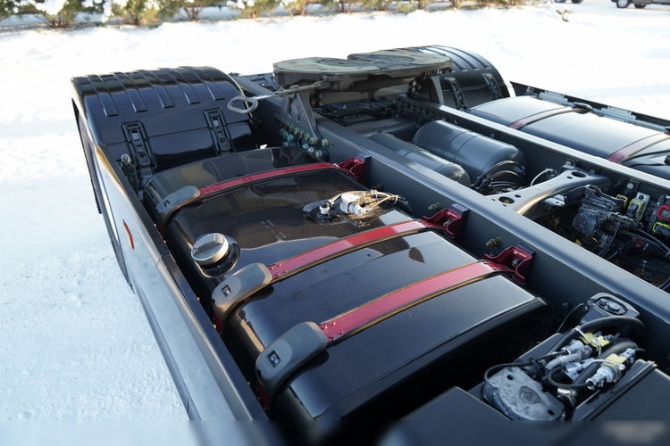 Scania S 500 / RETARDER / CAŁĄ NA PODUSZKACH / KLIMA POSTOJOWA / SKÓRY / OPONY 100% / ALUFELGI zdjęcie 19