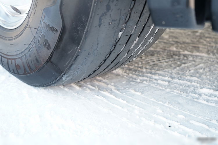 Scania S 500 / RETARDER / CAŁĄ NA PODUSZKACH / KLIMA POSTOJOWA / SKÓRY / OPONY 100% / ALUFELGI zdjęcie 20