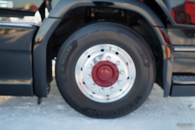 Scania S 500 / RETARDER / CAŁĄ NA PODUSZKACH / KLIMA POSTOJOWA / SKÓRY / OPONY 100% / ALUFELGI zdjęcie 21