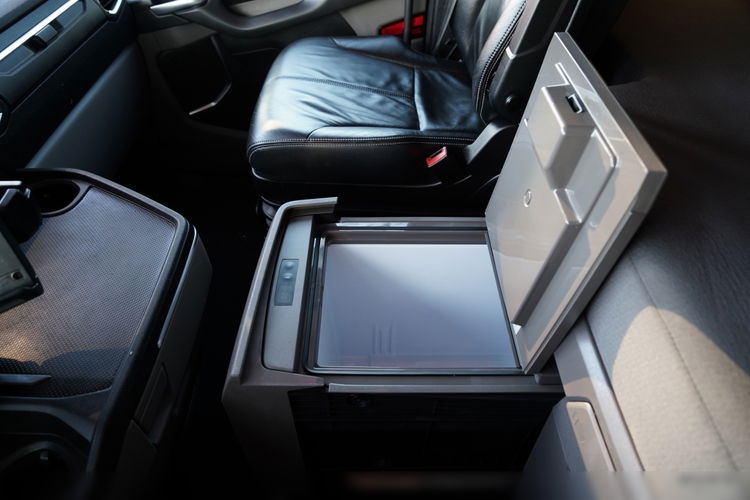 Scania S 500 / RETARDER / CAŁĄ NA PODUSZKACH / KLIMA POSTOJOWA / SKÓRY / OPONY 100% / ALUFELGI zdjęcie 28