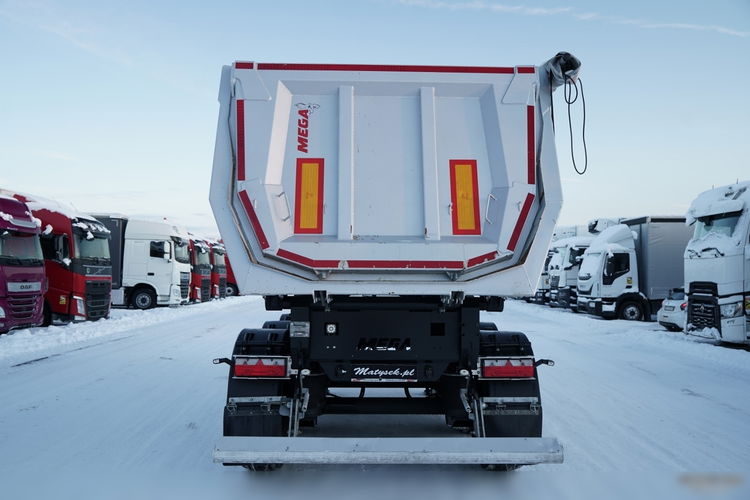 Mega WYWROTKA / 26 m3 / STALOWA / STANDARD / OŚ PODNOSZONA / SAF  FARYCZNIE NOWA   zdjęcie 13