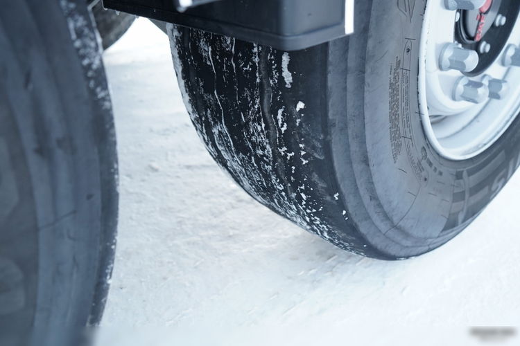 Mega WYWROTKA / 26 m3 / STALOWA / STANDARD / OŚ PODNOSZONA / SAF  FARYCZNIE NOWA   zdjęcie 17