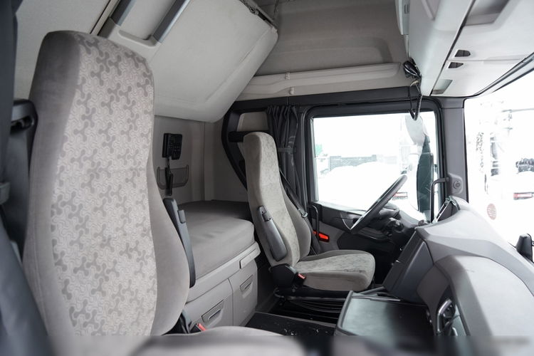 Scania R 450 / RETARDER / HYDRAULIKA /  2 ZBIORNIKI PALIWA  zdjęcie 33