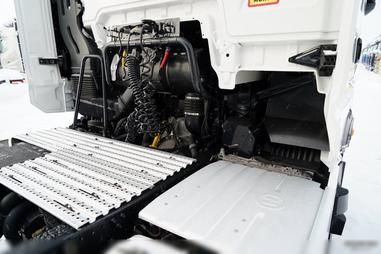 MAN TGX 18.470 / GM / RETARDER / KLIMA POSTOJOWA /  NAVI  zdjęcie 18