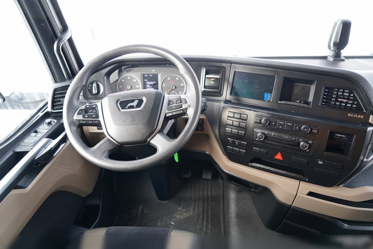 MAN TGX 18.470 / GM / RETARDER / KLIMA POSTOJOWA /  NAVI  zdjęcie 31