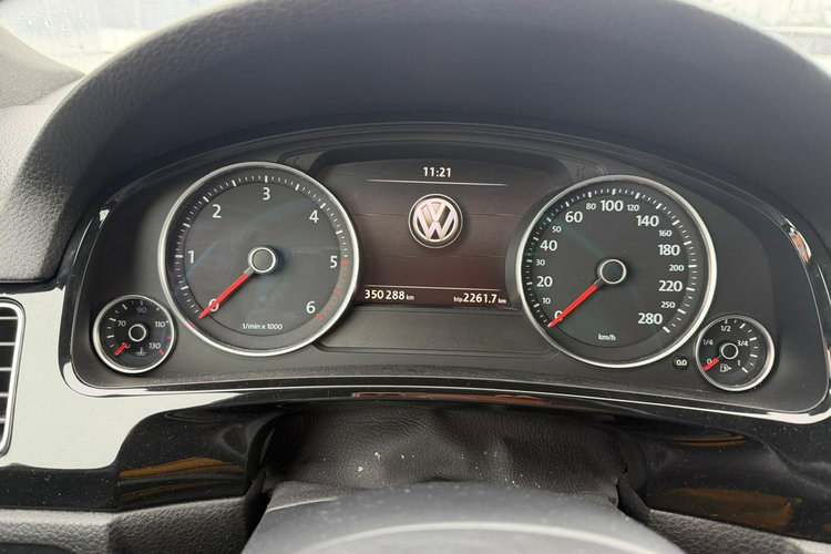Volkswagen Touareg navi, automat, 4x4, Polskin Salon zdjęcie 29
