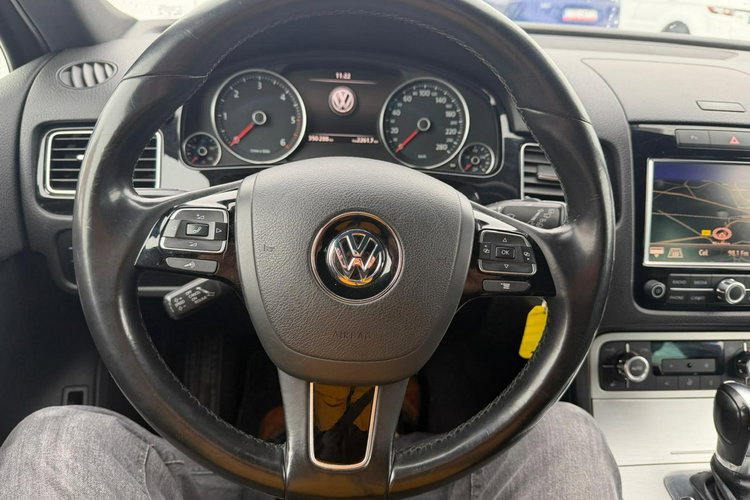 Volkswagen Touareg navi, automat, 4x4, Polskin Salon zdjęcie 31