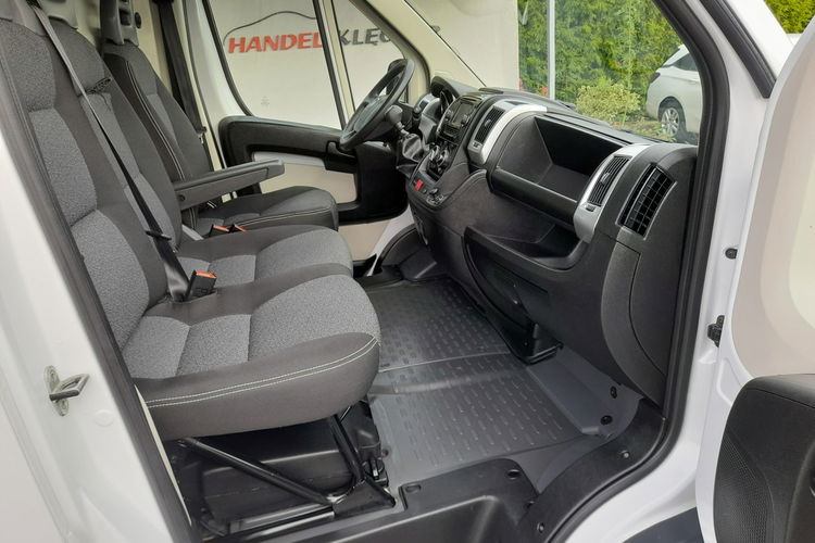 Fiat Ducato I rej 2018r. L4H2 2.3 JTD 130 KM przygotowany do rejestracji zdjęcie 7