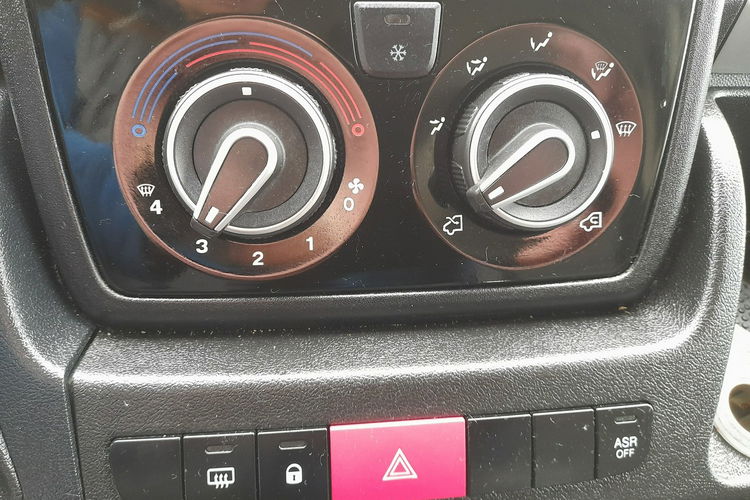 Fiat Ducato Zarejestrowany i ubezpieczony. L2H2 2.3 JTD 130 kM zdjęcie 12