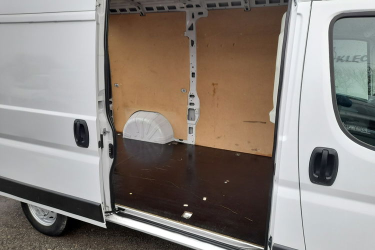 Fiat Ducato Zarejestrowany i ubezpieczony. L2H2 2.3 JTD 130 kM zdjęcie 8