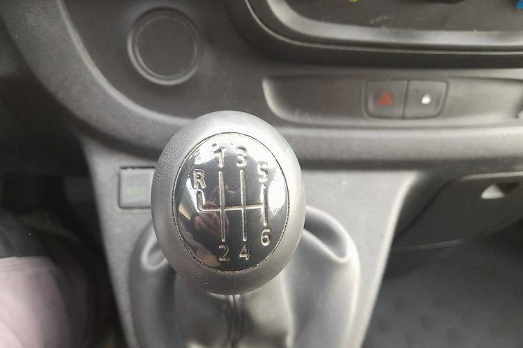 Renault Trafic Zarejestrowany i ubezpieczony zdjęcie 11