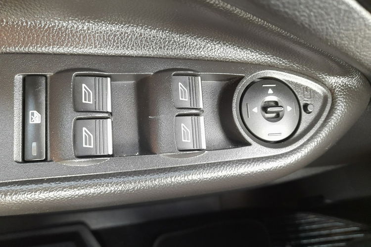 Ford Kuga 2017 r. Automat, wspomaganie parkowania zdjęcie 15