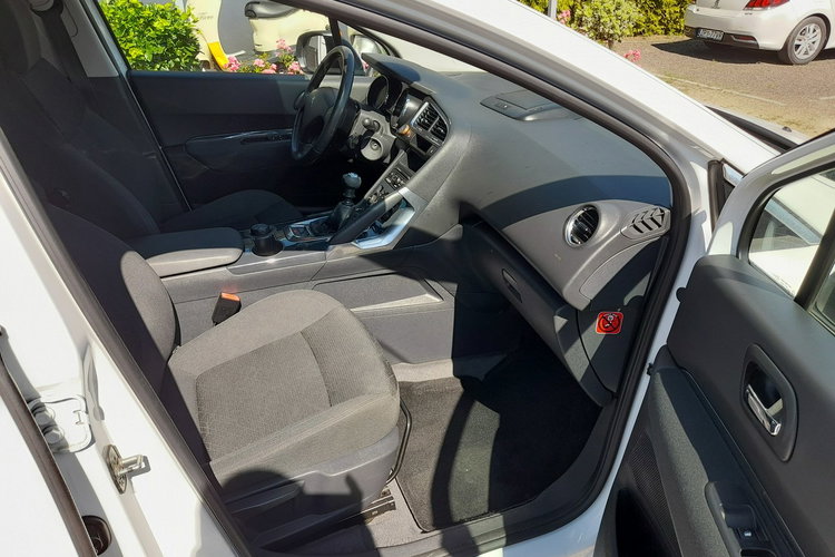 Peugeot 3008 1.6 BlueHDI 120 kM nawigacja, tempomat zdjęcie 7