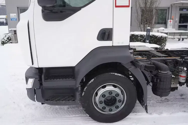 Renault D16 E6 4x2 / Rama 735 cm zdjęcie 9