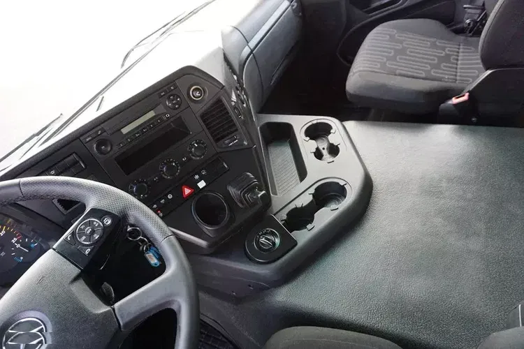 Mercedes AROCS / 4145 / E 6 / WYWROTKA / 8 X 8 zdjęcie 9