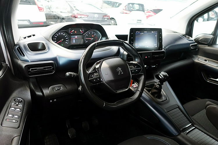 Peugeot RIFTER 130KM ALLURE+NAVI+2xKlima GWARANCJA 1WŁ Kraj Bezwyp  FV23% zdjęcie 13