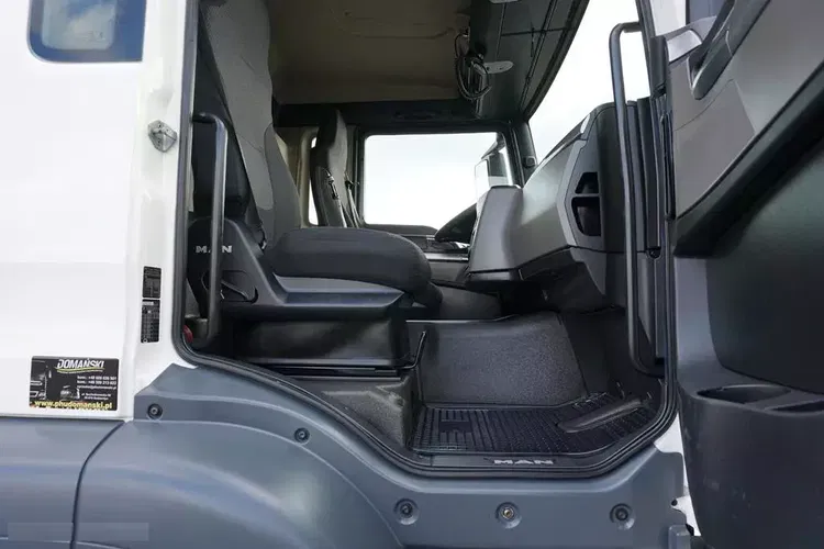 MAN TGS / 26.360 / EURO 6 / CHŁODNIA + WINDA / 20 PALET zdjęcie 25